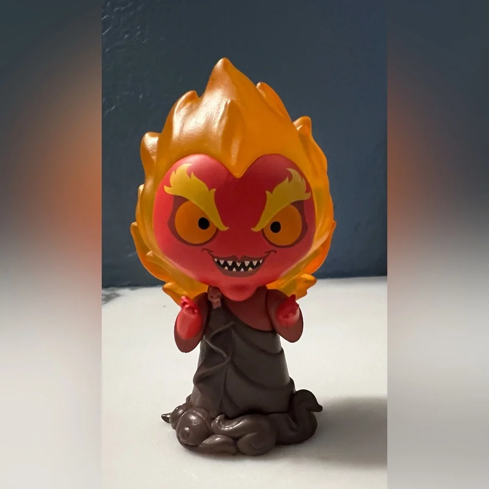 Funko Mystery Mini Disney Vllains Hades Vinyl Figure